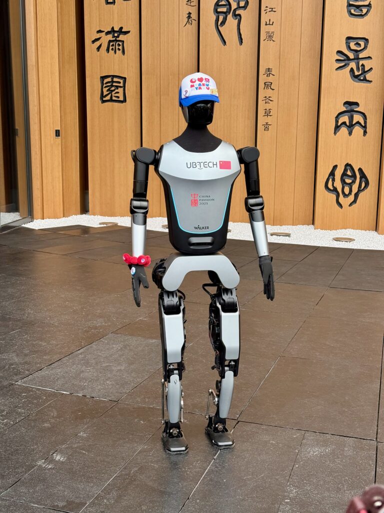 A robot outside China's pavilion