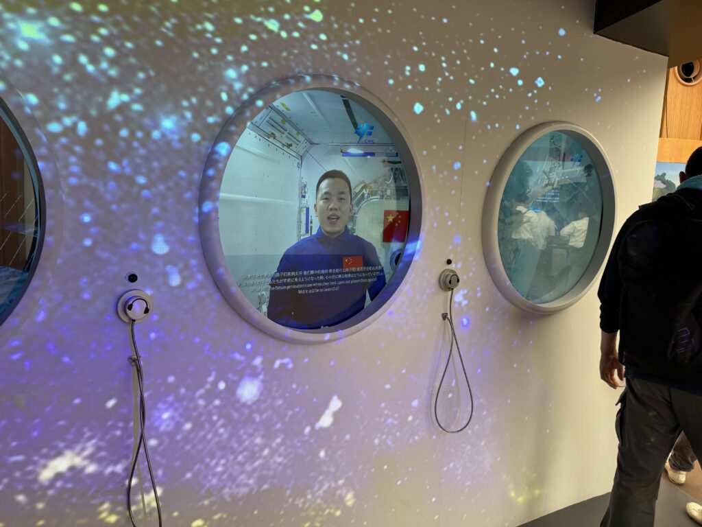 Messages from Chinese astronauts