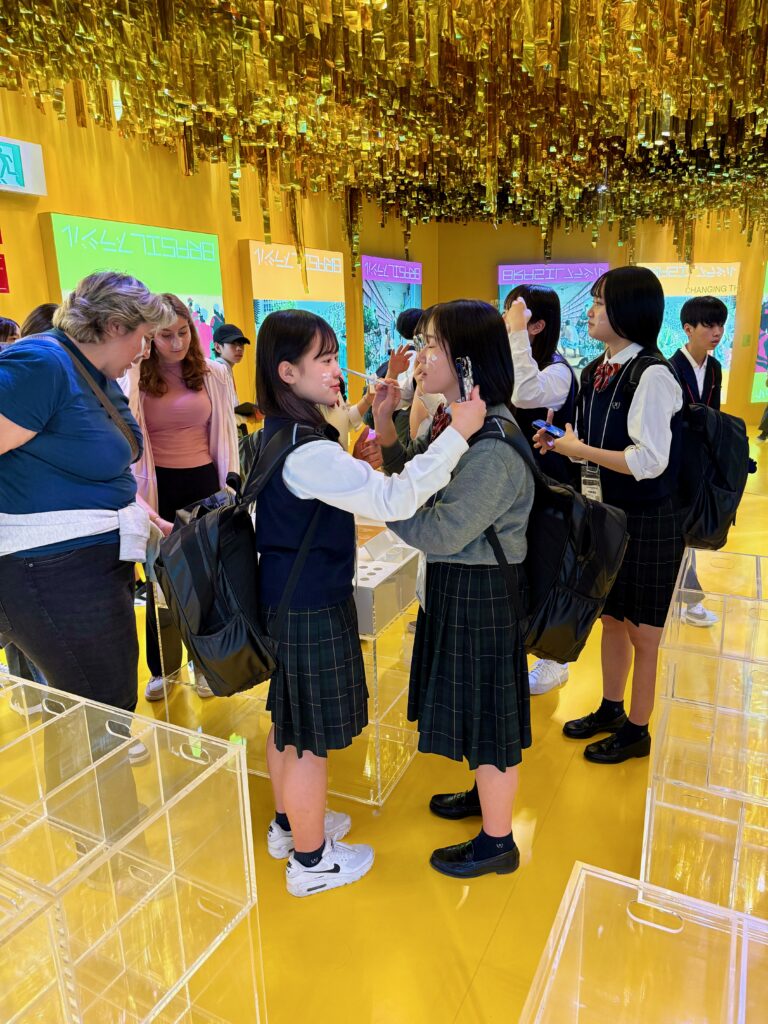 Painting your friends or yourself