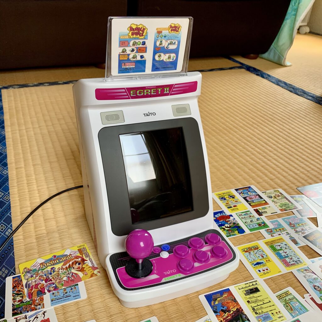 Instruction card holder on top of the mini